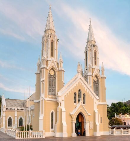 tour iglesia virgen del valle